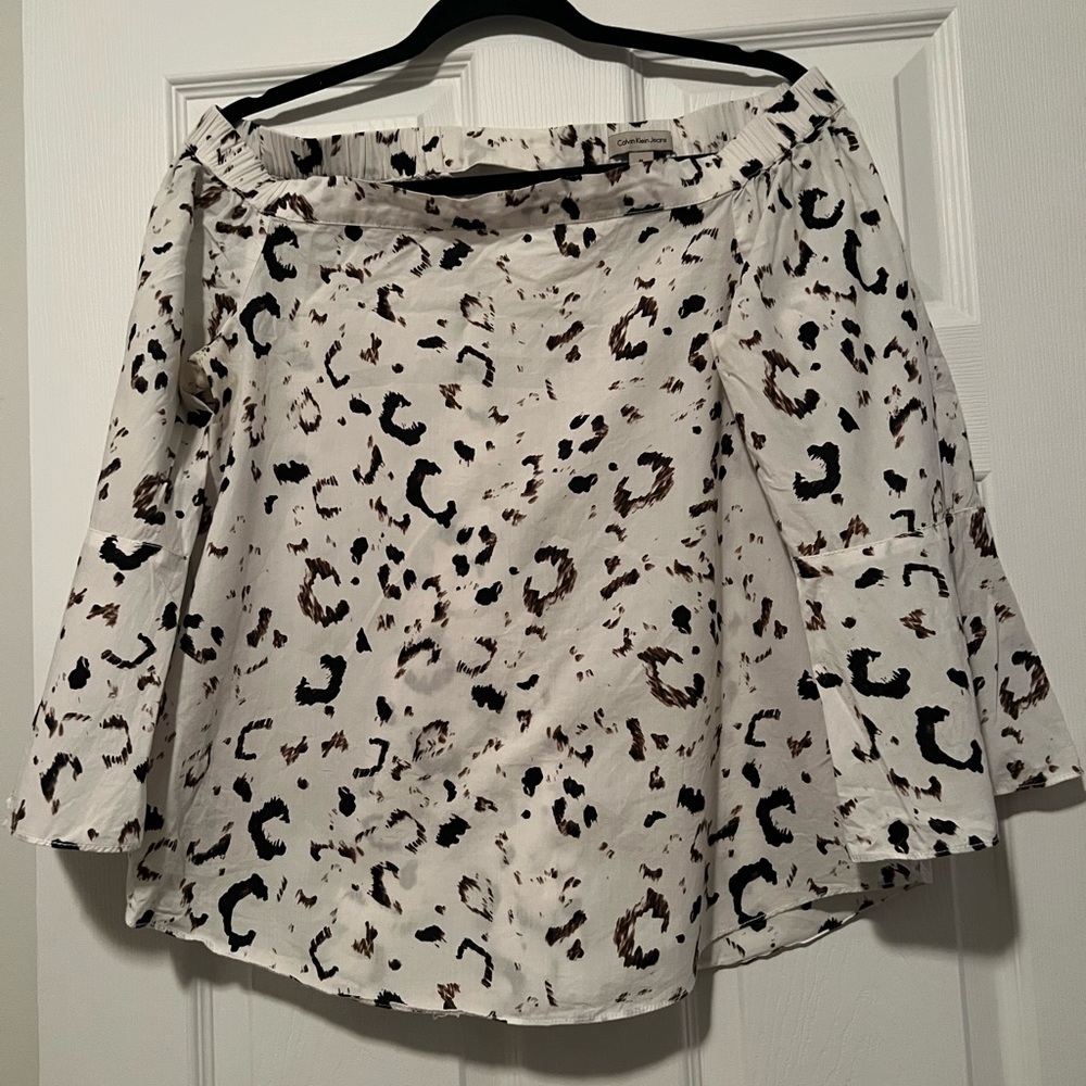 Calvin Klein Off-Shoulder Women's Top size M